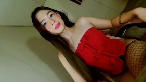 ariane online show from November 1, 9:44 am