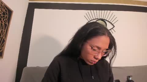 Emily online show from June 9, 11:22 am