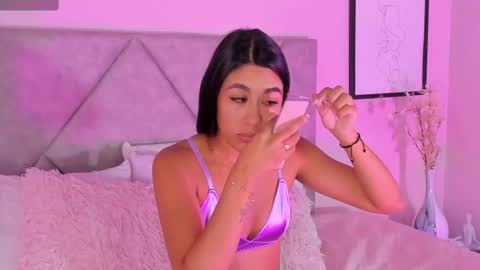 Emily online show from September 18, 11:45 am