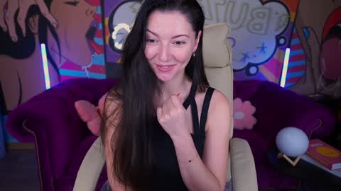 Emily online show from December 9, 2:39 pm