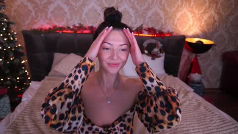 Emily online show from December 20, 2:38 pm