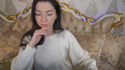 Emily online show from March 11, 7:04 am