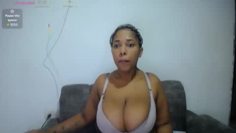 Emilyhines online show from March 28, 10:09 pm