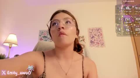 Snapshot of emilyincb1 chatting on July 7, 1:08 am first stream May 5 ig online show from July 7, 1:08 am