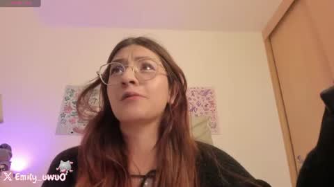 Snapshot of emilyincb1 chatting on July 27, 2:18 am first stream May 5 ig online show from July 27, 2:18 am