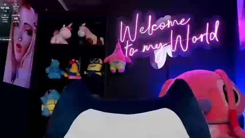 Snapshot of emilyjhonson_1 chatting on March 11, 5:52 pm Emily Jhonson online show from March 11, 5:52 pm