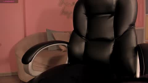 Emily online show from December 14, 11:42 pm