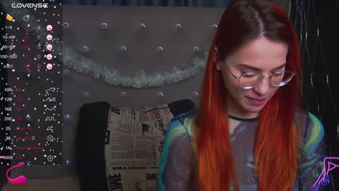 EmilyKents online show from December 30, 1:37 am