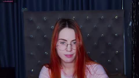 EmilyKents online show from February 9, 7:38 am