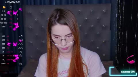 EmilyKents online show from September 12, 1:49 am