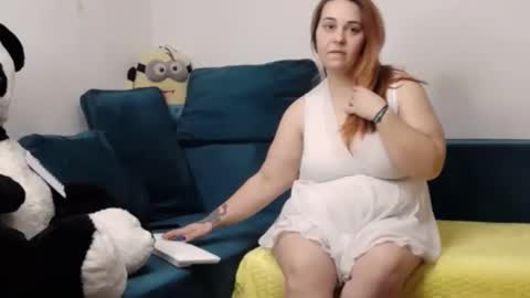 Snapshot of emilymaze chatting on February 23, 4:15 pm Emily online show from February 23, 4:15 pm