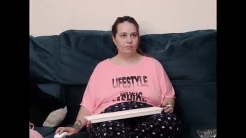 Snapshot of emilymaze chatting on March 30, 2:23 am Emily online show from March 30, 2:23 am