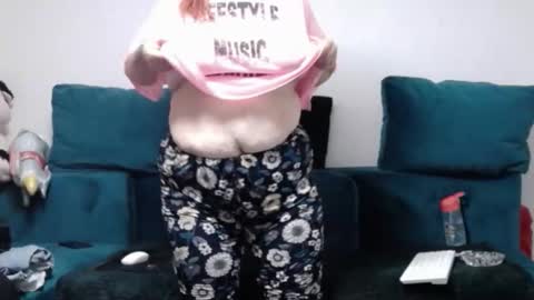Emily online show from June 9, 8:31 pm