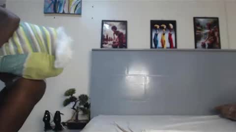 Emilly online show from January 6, 1:42 am