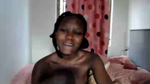 Emilly online show from July 17, 1:40 pm