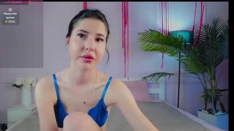 Emily online show from June 8, 8:42 pm