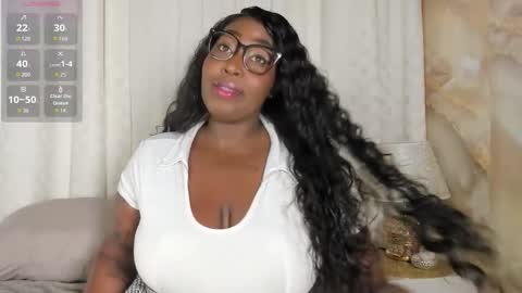 emilyrojas online show from December 16, 12:32 pm