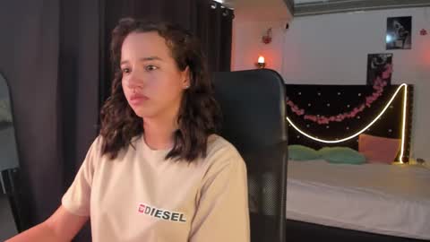 emilyrousex online show from March 2, 5:58 pm