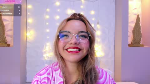 EMILY online show from December 10, 1:43 am