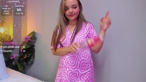 EMILY online show from December 14, 10:39 pm