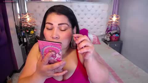 Emily online show from December 9, 12:51 pm