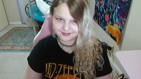 emily haze online show from February 20, 2:07 am