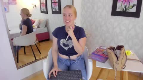 Summer 3 online show from March 7, 8:44 pm