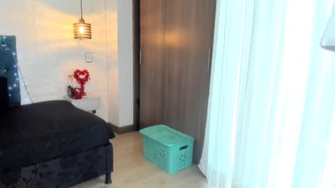 emilysweet online show from September 18, 5:26 pm