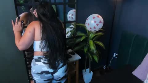 Emily Thyson online show from September 22, 12:18 pm