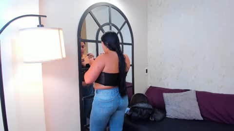 Emily Thyson online show from September 24, 12:08 pm