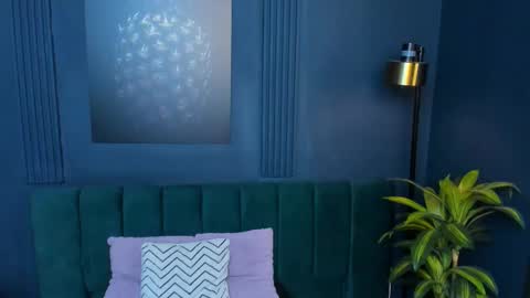 Emily Thyson online show from October 14, 12:06 pm