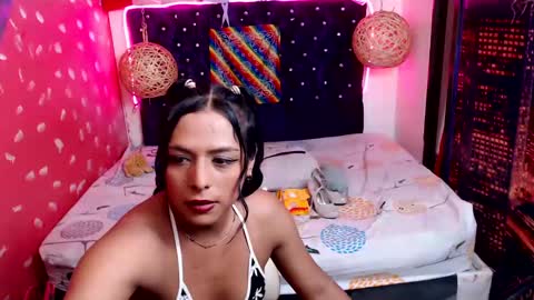 Emily online show from January 18, 2:55 pm