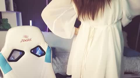 Emily online show from September 27, 2:38 am