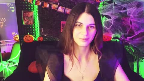 Emily online show from October 19, 1:28 am