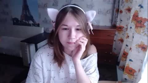 Snapshot of emilyway chatting on December 16, 9:03 am emilyway online show from December 16, 9:03 am