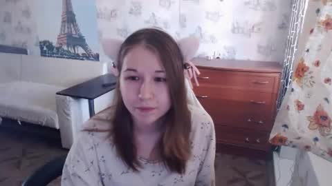 Snapshot of emilyway chatting on February 10, 8:53 am emilyway online show from February 10, 8:53 am