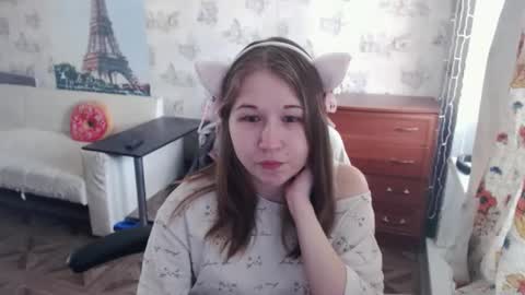 Snapshot of emilyway chatting on February 18, 8:49 am emilyway online show from February 18, 8:49 am