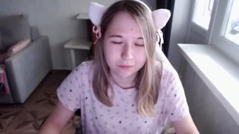 Snapshot of emilyway chatting on July 17, 11:39 am emilyway online show from July 17, 11:39 am