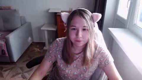 Snapshot of emilyway chatting on July 25, 1:30 pm emilyway online show from July 25, 1:30 pm