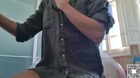 Snapshot of emilyweed chatting on February 24, 8:38 am Emily ----  online show from February 24, 8:38 am