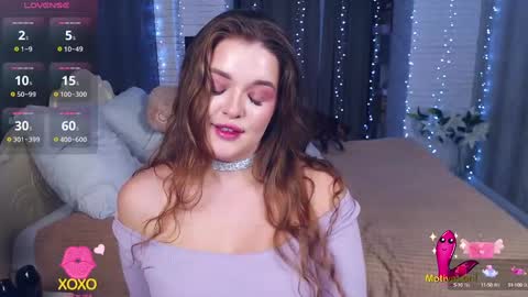 emilywhisperawesome online show from December 3, 6:37 am