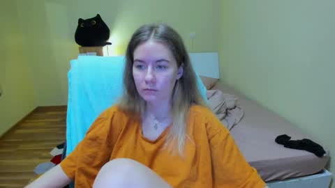 Emily online show from March 12, 7:06 pm