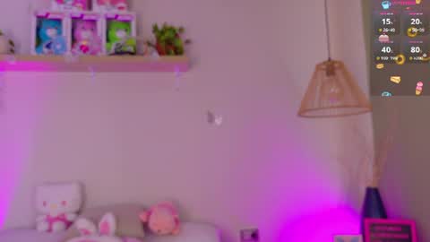 Emily Bank online show from June 11, 8:29 pm