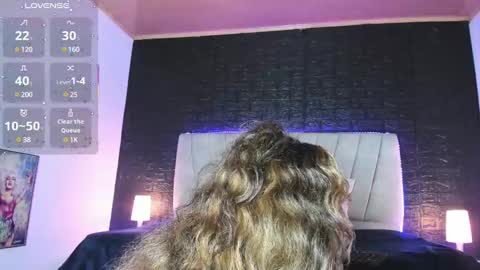 Snapshot of emilyy_sexy01 chatting on January 31, 1:56 pm emilyy_sexy01 online show from January 31, 1:56 pm
