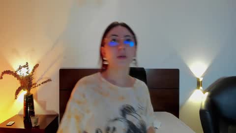 Emilyy Watson online show from December 18, 11:34 am