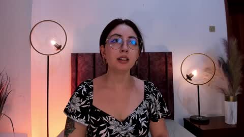 Emilyy Watson online show from January 20, 11:35 am