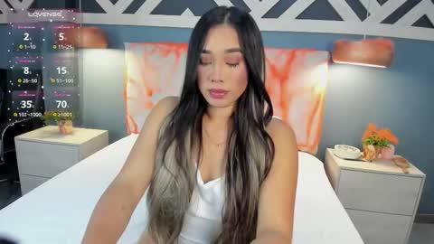 Emily  online show from October 11, 11:53 am