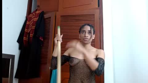 emilyzans07 online show from February 22, 6:19 pm