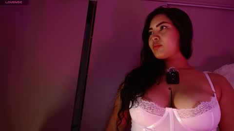 emilyzuits online show from October 6, 8:39 pm