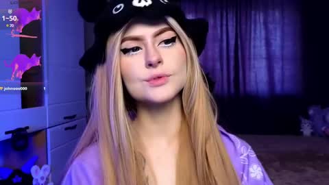 emimiy online show from February 22, 6:50 am